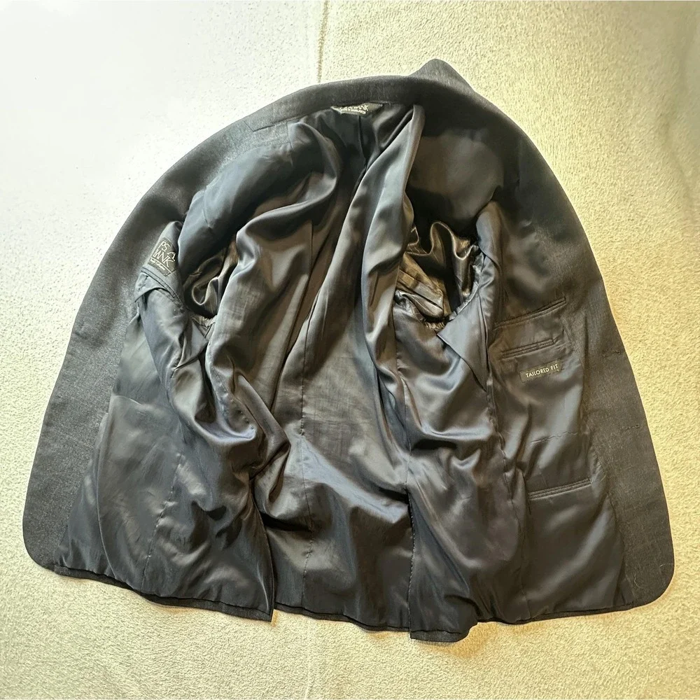 Jos A Bank Blazer Mens 43R Navy Blue Wool Tailored‎ Fit Traveler's Collection